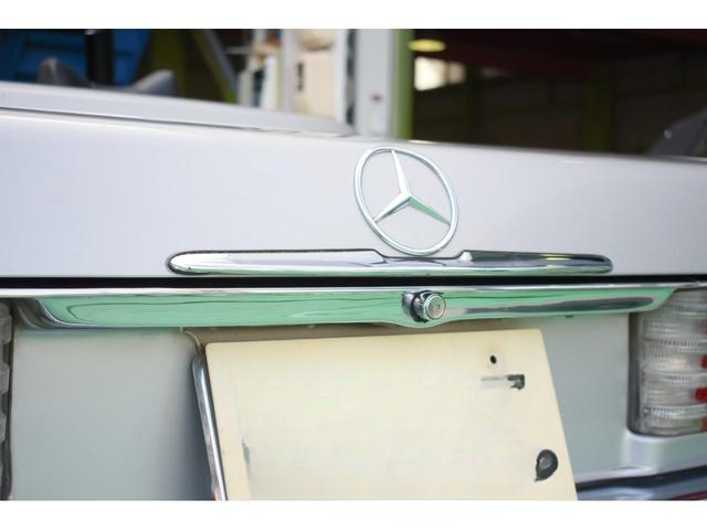 Mercedes Benz 450SL 1979 - Thumbnail 22