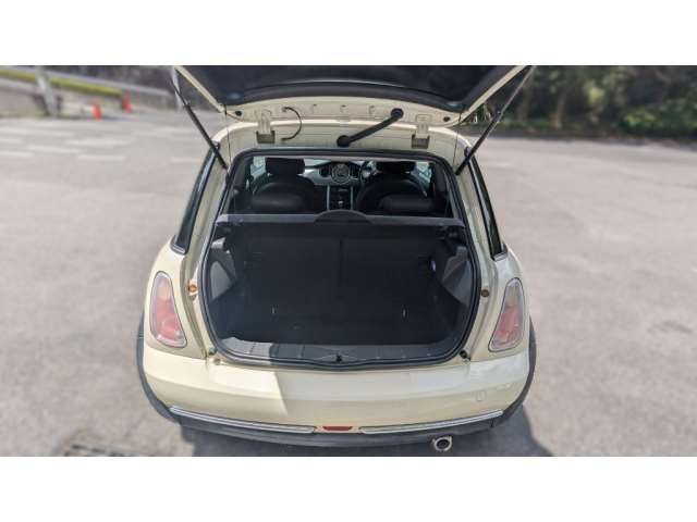 Mini Couper 2005 - Main View