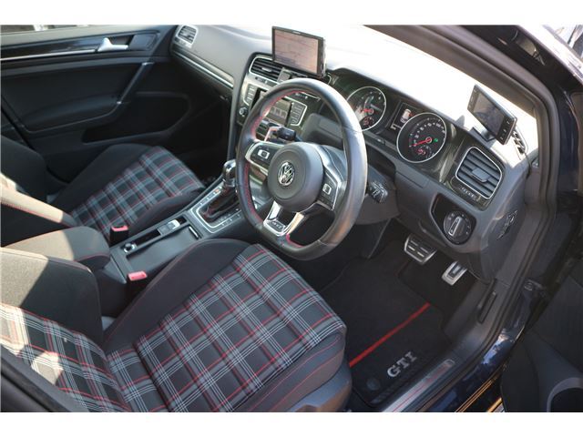 Volkswagen Golf 2013 - Thumbnail 2