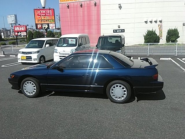 Nissan Silvia November 1988 - Thumbnail 5