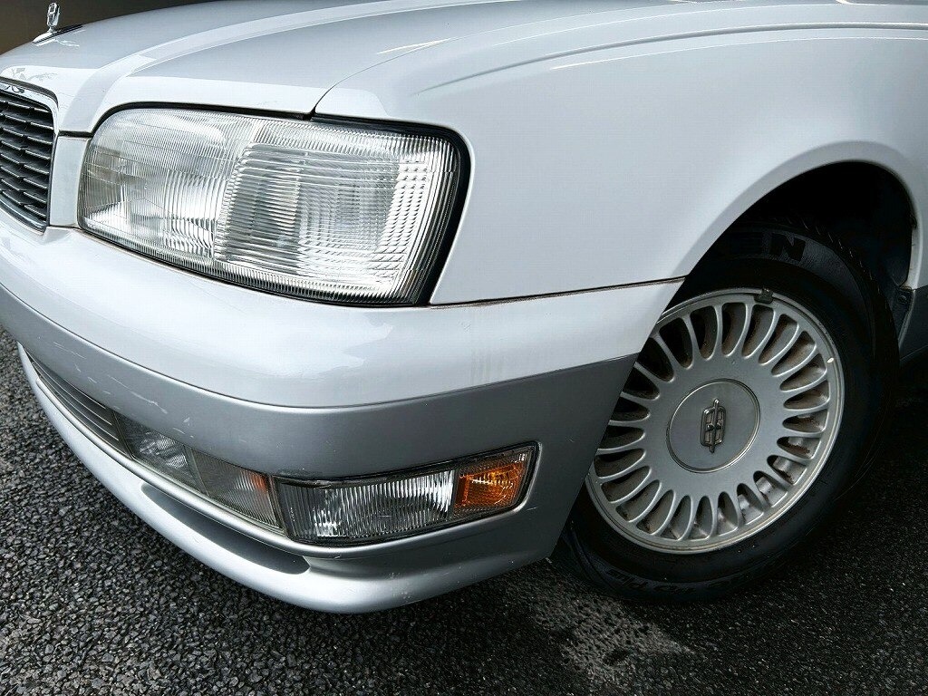 nissan Gloria May 1996 - Thumbnail 11