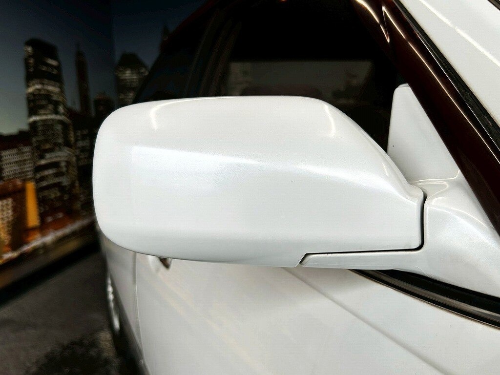 nissan Gloria May 1996 - Thumbnail 17