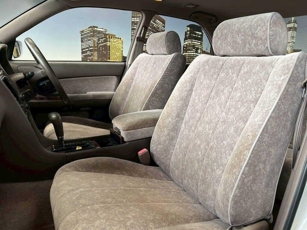 nissan Gloria May 1996 - Thumbnail 24