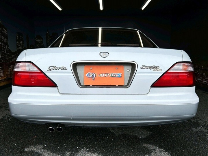 nissan Gloria May 1996 - Thumbnail 7