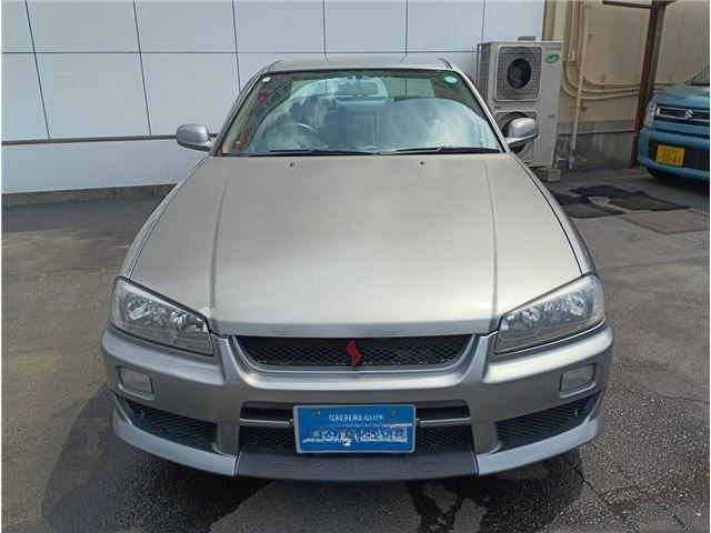 nissan  Skyline  June 2001 - Thumbnail 4