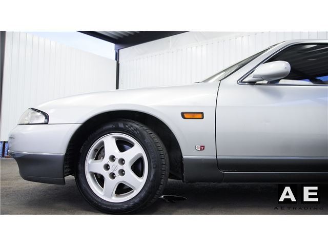 nissan  Skyline  September 1994 - Thumbnail 13