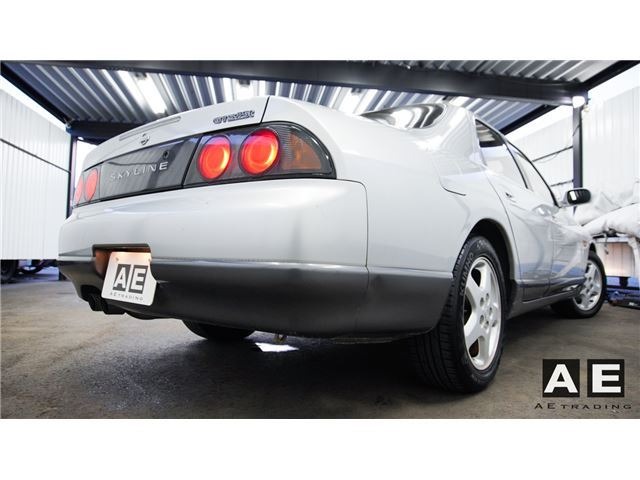 nissan  Skyline  September 1994 - Thumbnail 4
