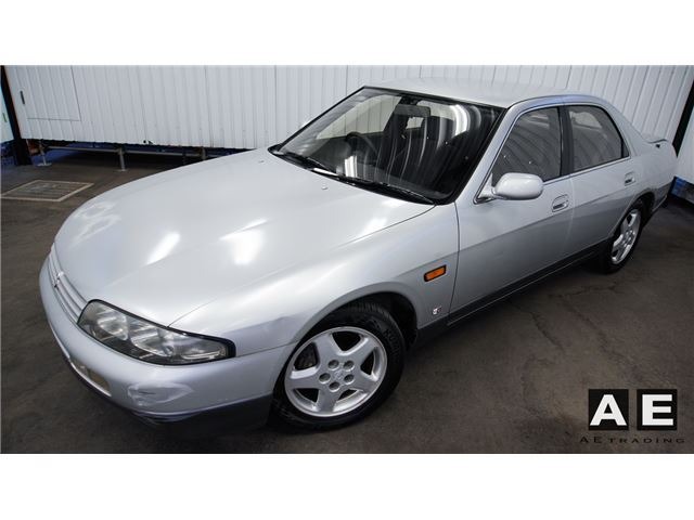 nissan  Skyline  September 1994 - Thumbnail 5